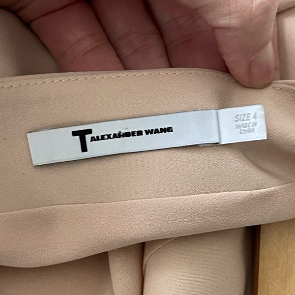 T By Alexander Wang Beige Welt Pocket Detail Short Sleeve Blouse Low V Back 4 - Picture 8 of 9